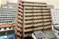 マンション正面